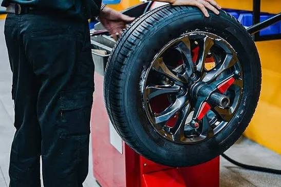 Wheel balancing service